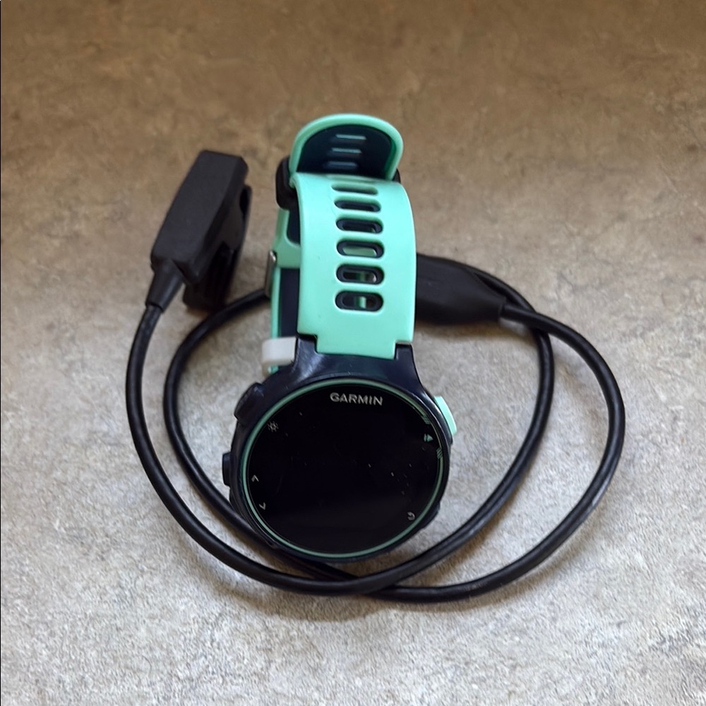 Garmin forerunner 735 xt with teal blue band